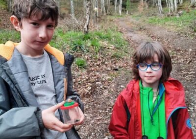 Les enfants étaient ravis de rencontrer de plus près scarabées, araignées et vers en tous genres.