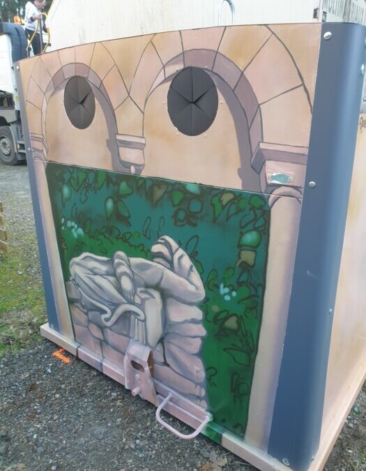 Des bornes à verre personnalisées dans notre commune !