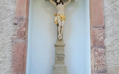 Restauration de la croix et de l’oratoire dans le cimetière
